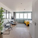 Limehome Wilhelminenstrasse - Digital Access מלון דירות דארמשטאדט