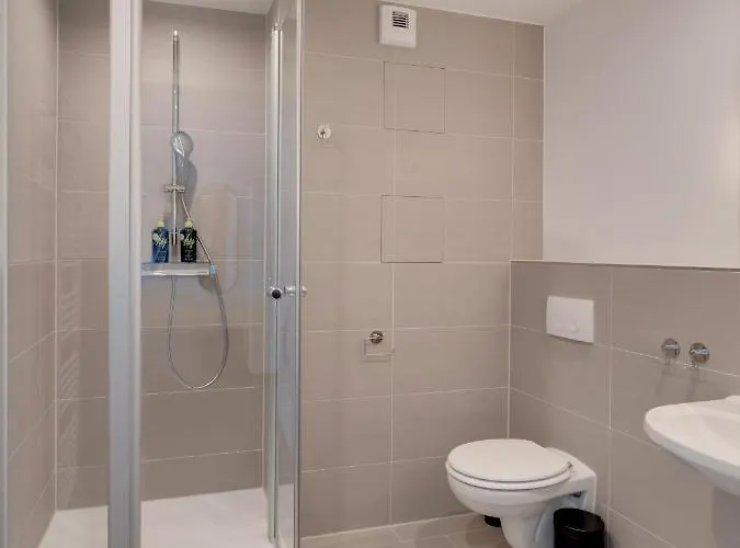 Limehome Wilhelminenstrasse - Digital Access Aparthotel