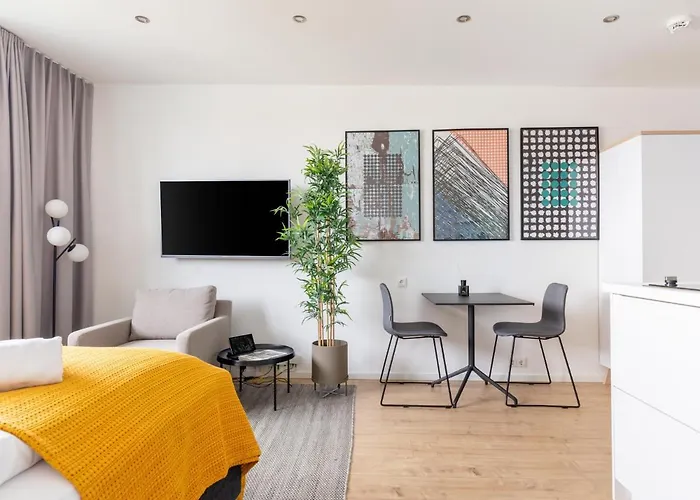 Limehome Wilhelminenstrasse - Digital Access Aparthotel 4*