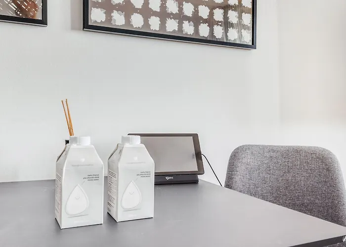 Limehome Wilhelminenstraße Aparthotel 4*